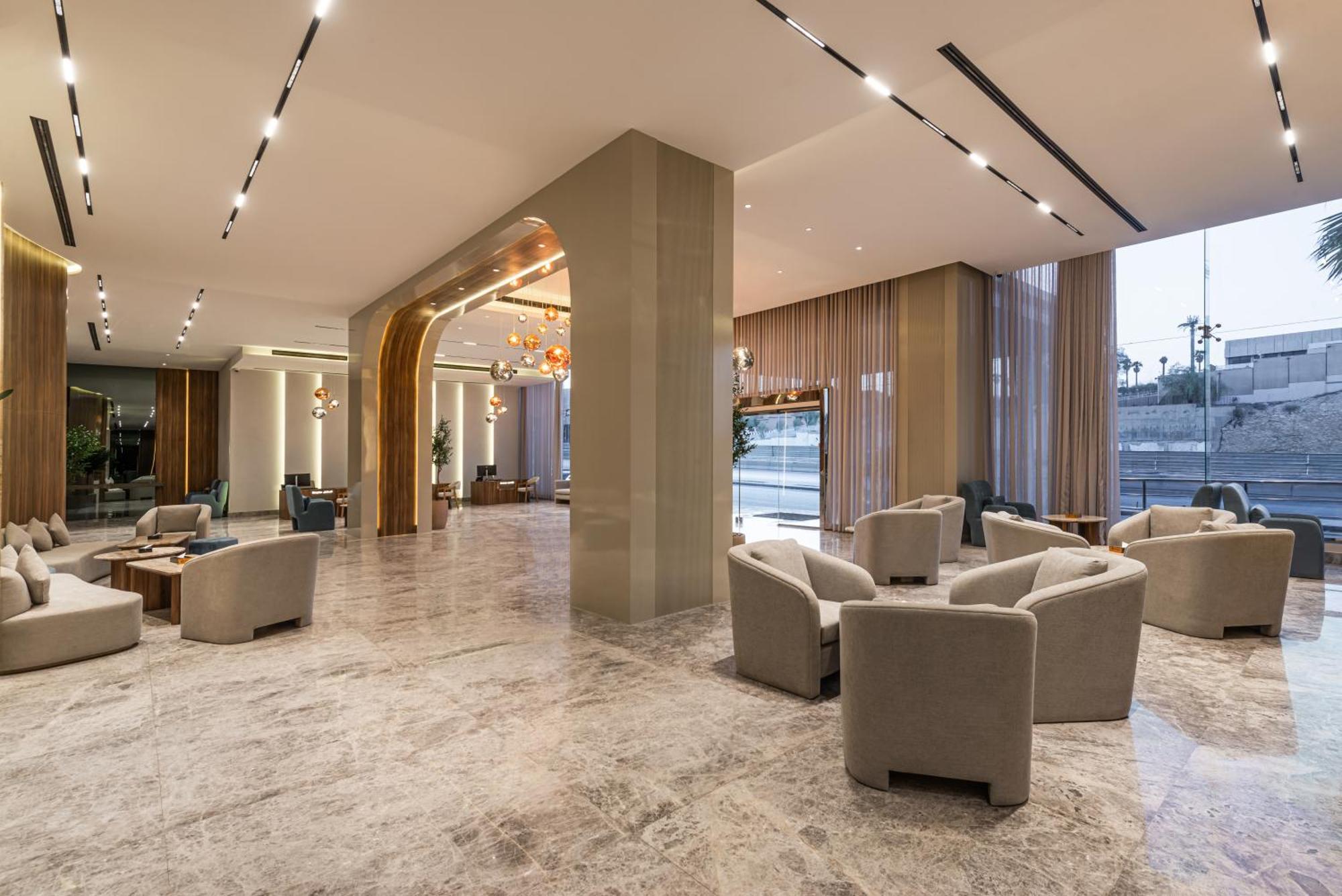 Hotel Voyage &
